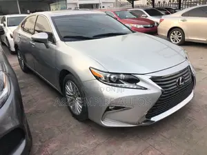 Lexus ES 2015 Silver
