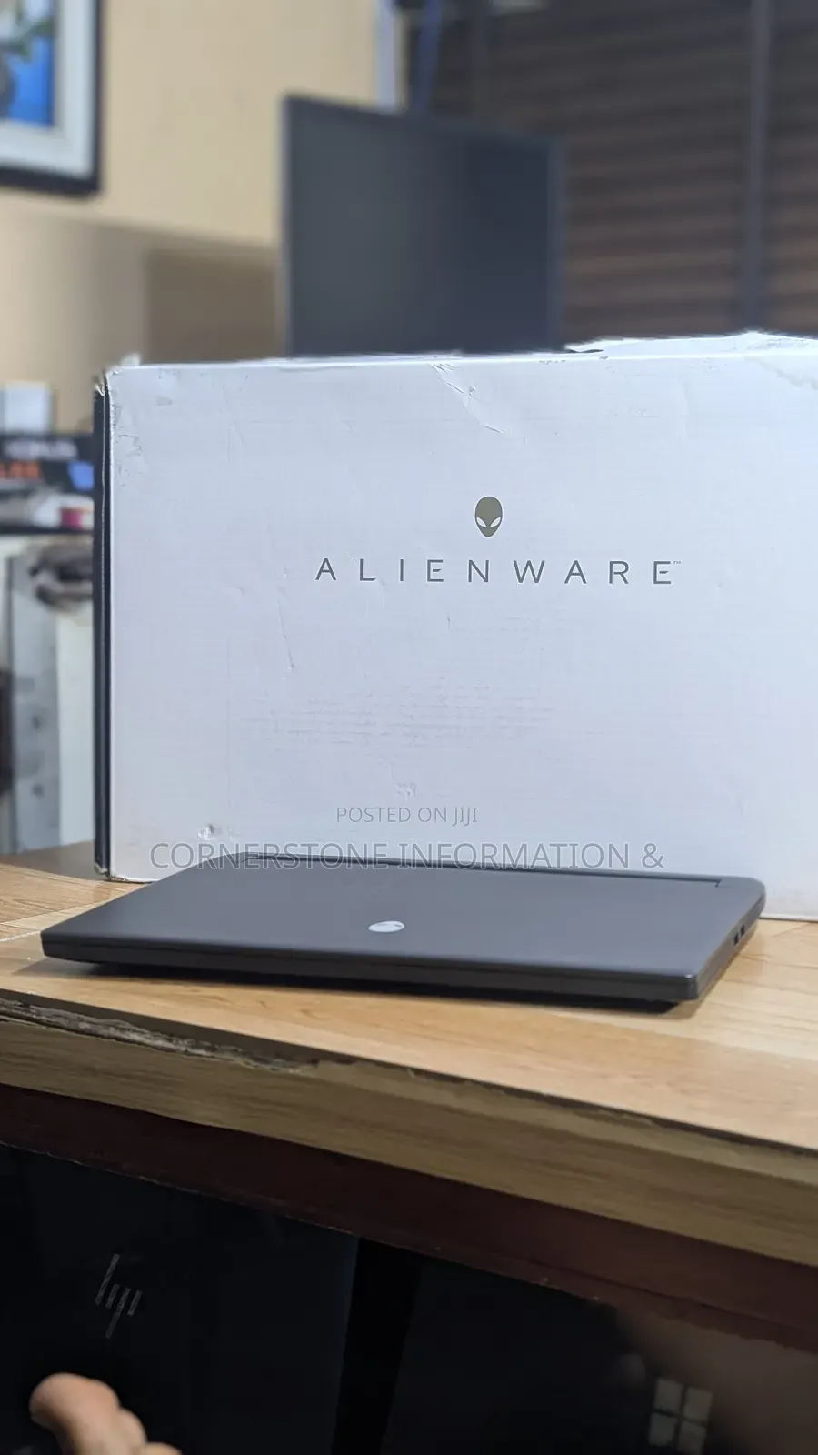Laptop Dell Alienware M15 R7 16GB Intel Core i7 SSD 1T