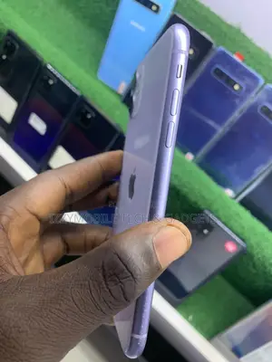 Apple iPhone 11 64 GB Purple