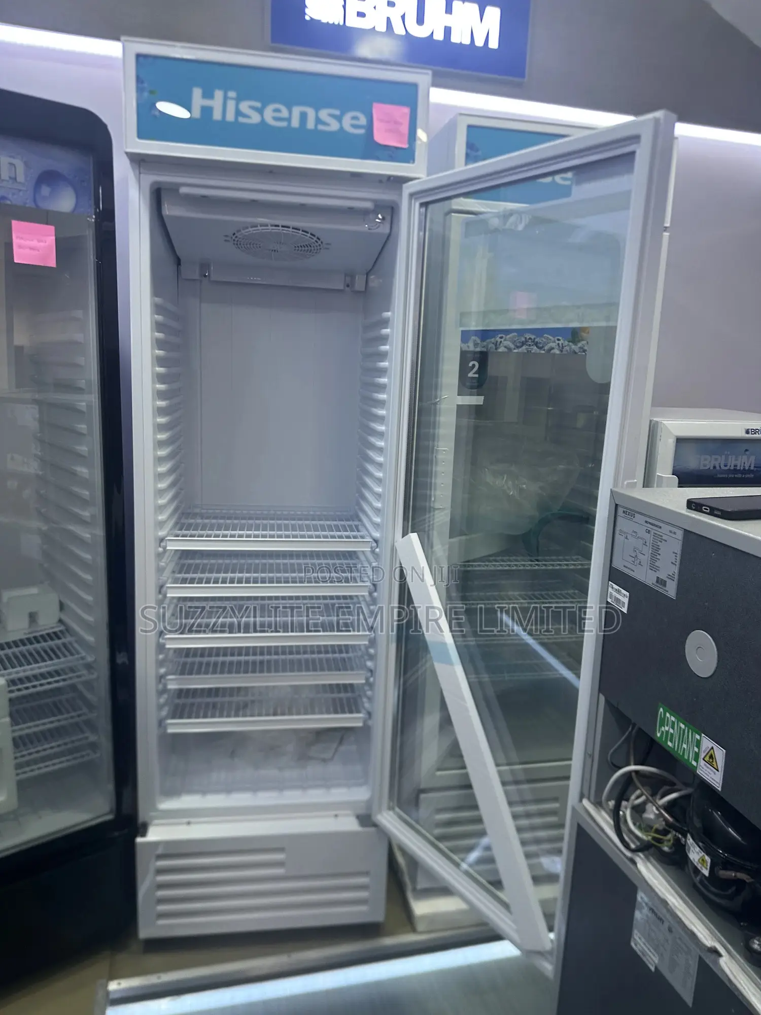 Hisense Showcase Standing Display Fridge 367 Liters