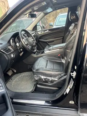 Mercedes-Benz M Class ML350 4dr SUV (3.5L 6cyl 7A) 2015 Black