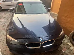 BMW 320i 2013 Blue