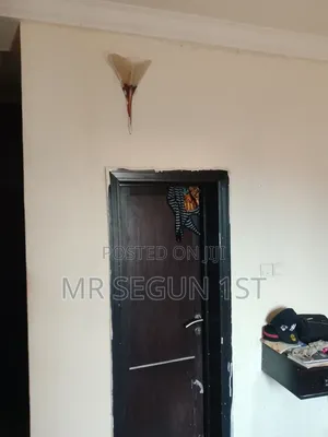3bdrm Block of Flats in With God Estate, Akala Express for rent