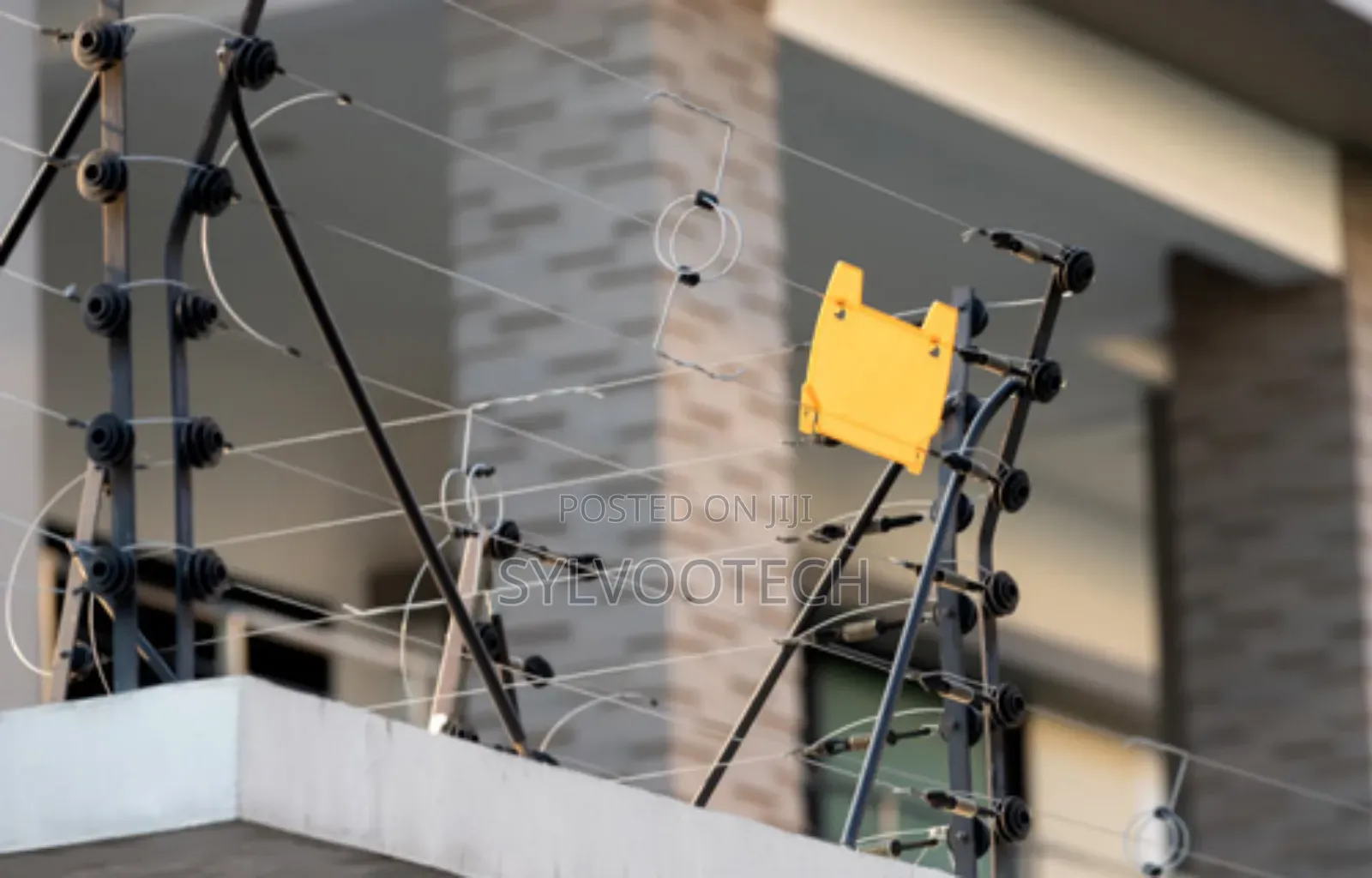 Perimeter Security Fence
: High-Voltage Electric Security Fencing