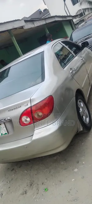 Toyota Corolla 1.4 Sol Combi 2005 Silver