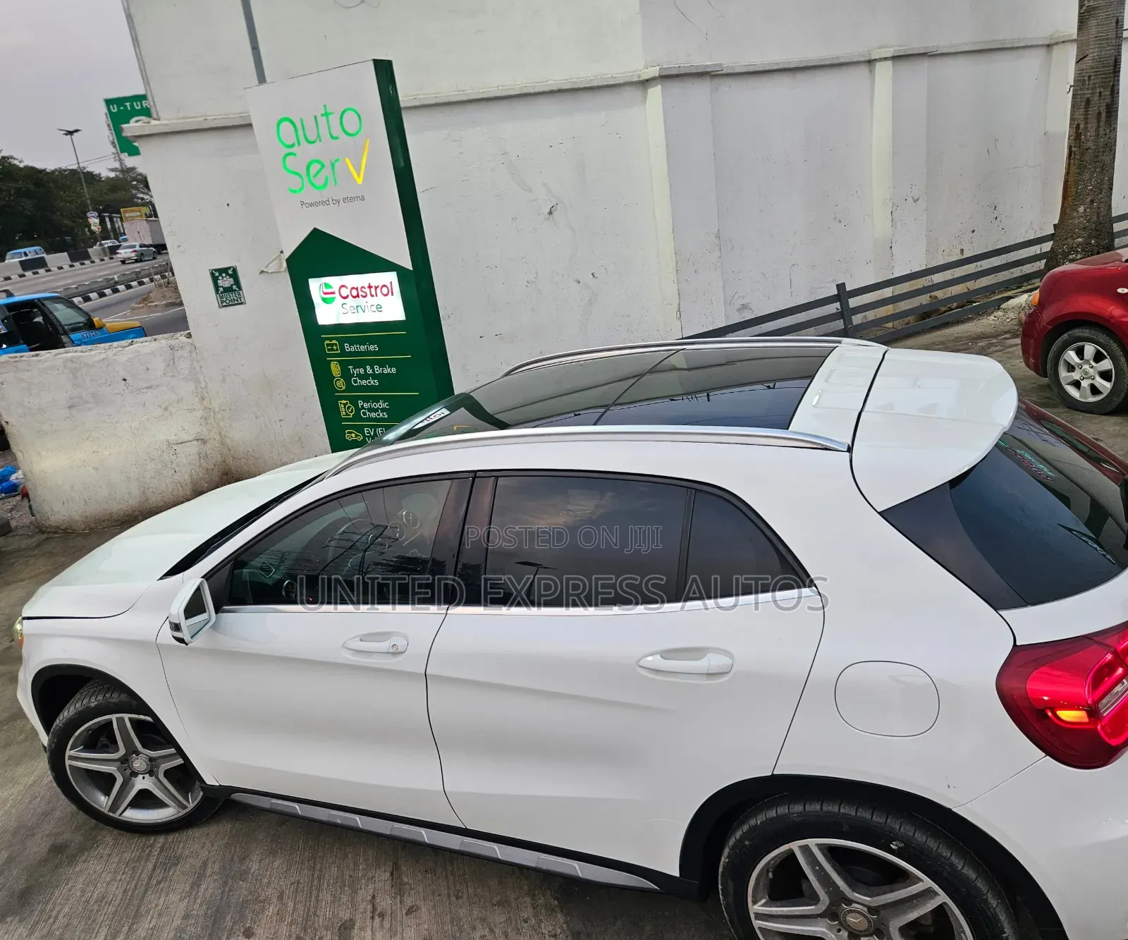 Mercedes-Benz GLA 250 2015 White
