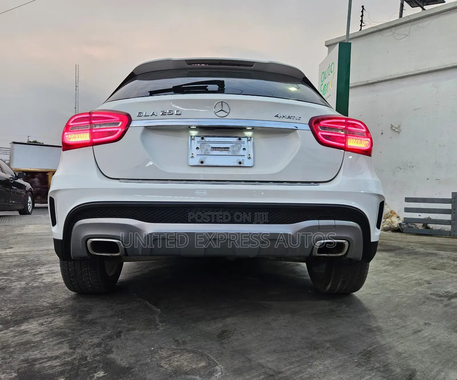 Mercedes-Benz GLA 250 2015 White