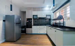 Stunning 3 Bedroom City View Maisonette