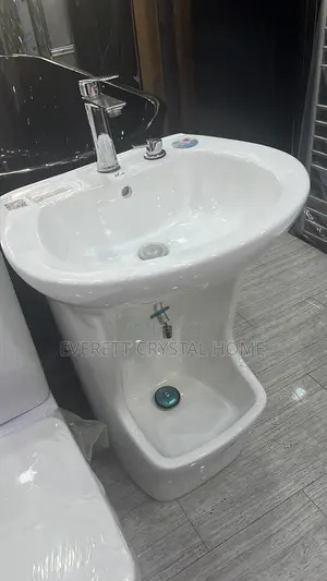 Executive Standing Basin