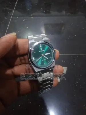 Poedagar Luxury Watch