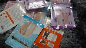 Feet Mask for Breaking and Die Feet’S