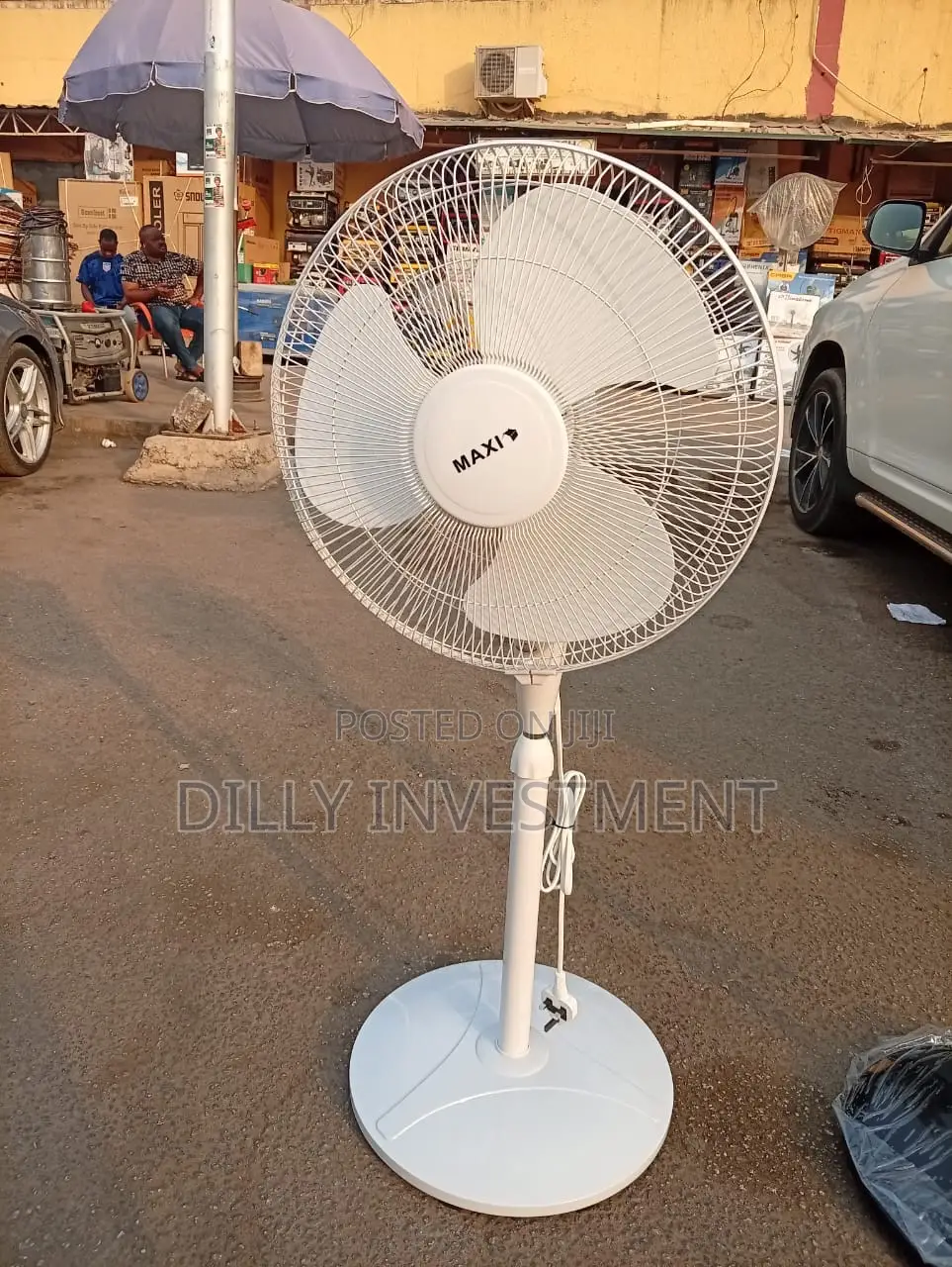 Maxi 16inches White Fan