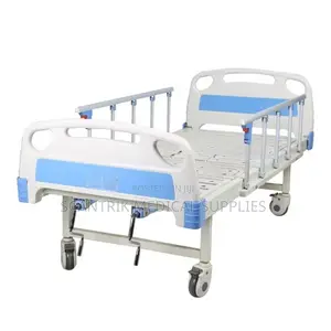 Reliable Manual Crank Hospital Bed for Clinics and Medical Centers
