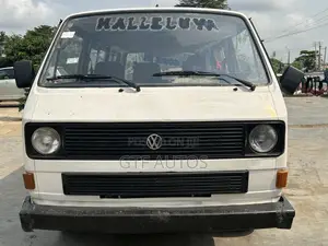 Volkswagen Transporter 1994 White