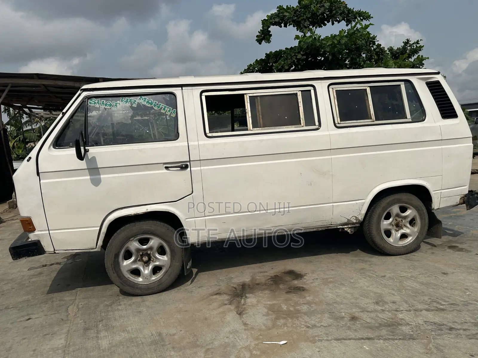 Volkswagen Transporter 1994 White