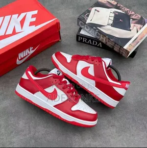 Quality Designer Nike Sneakers Available in Different Sizes and Types