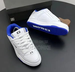 Quality Designer Nike Sneakers Available in Different Sizes and Types
