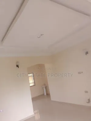 2bdrm Block of Flats in City Estate, Port-Harcourt for rent