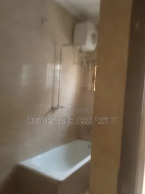2bdrm Block of Flats in City Estate, Port-Harcourt for rent