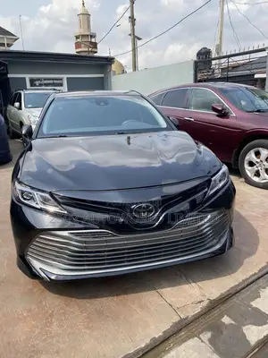 Toyota Camry 2018 Black