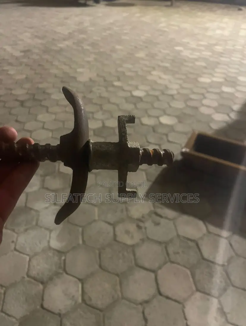 Tie Rod and Wing Nut