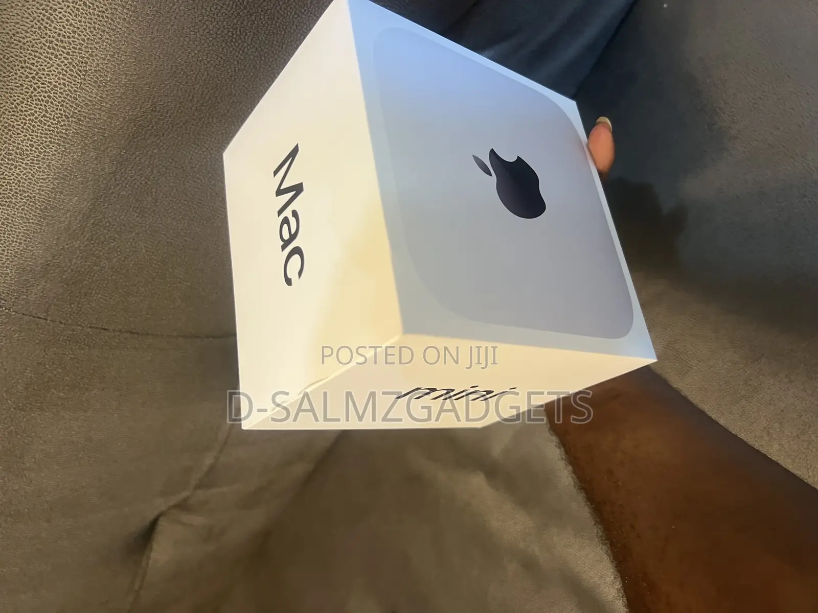 New Desktop Computer Apple Mac Mini M4 16GB Apple M4 SSD 256GB