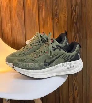 Nike Vomero 18 Men's Running Shoe