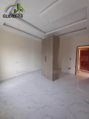 2bdrm Apartment in Ogombo for rent