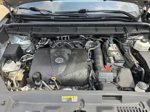 Toyota Highlander XLE AWD 2020 Silver