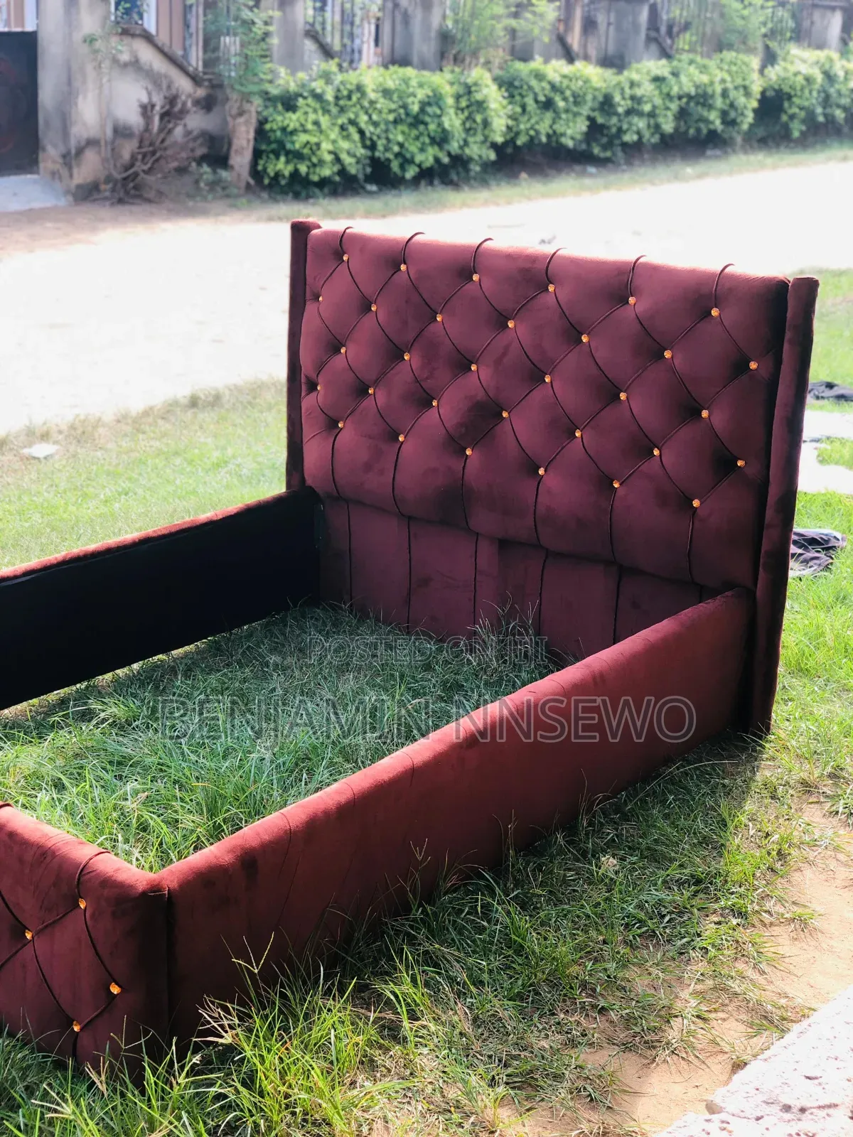 Strong Modern Bed Frame – Durable And Elegant Design