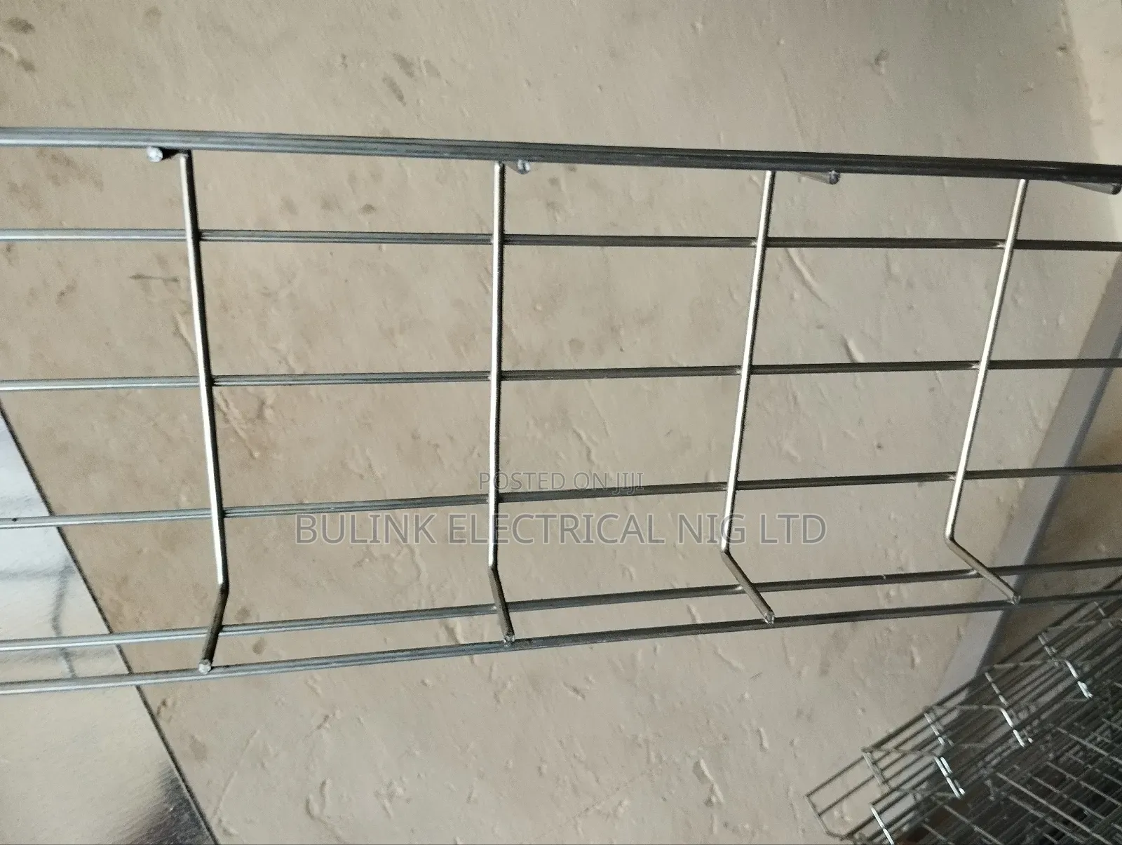 200 by 100 Wire Merge