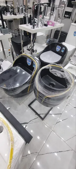 England Latest Water Closet