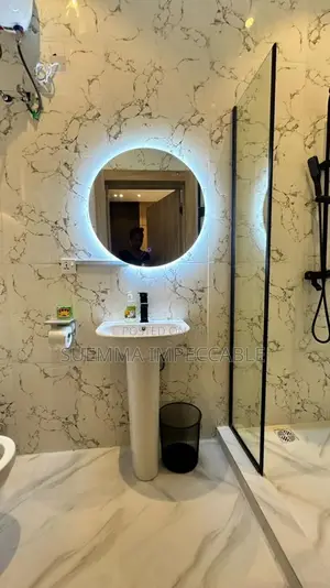 2bdrm Apartment in Lekki Phase 1 for rent
