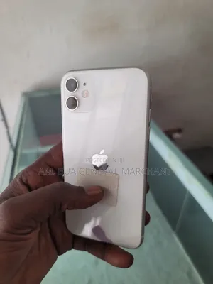 Apple iPhone 11 128 GB White