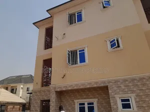 3bdrm Block of Flats in Dawaki for sale