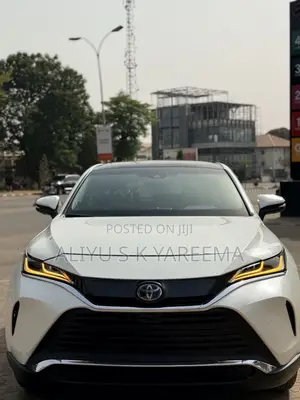 Toyota Venza Limited 2022 White