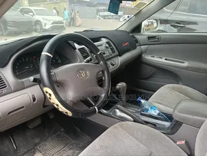 Toyota Camry LE V6 4dr Sedan (3.0L 6cyl 4A) 2003 Silver