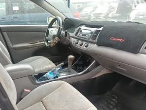 Toyota Camry LE V6 4dr Sedan (3.0L 6cyl 4A) 2003 Silver