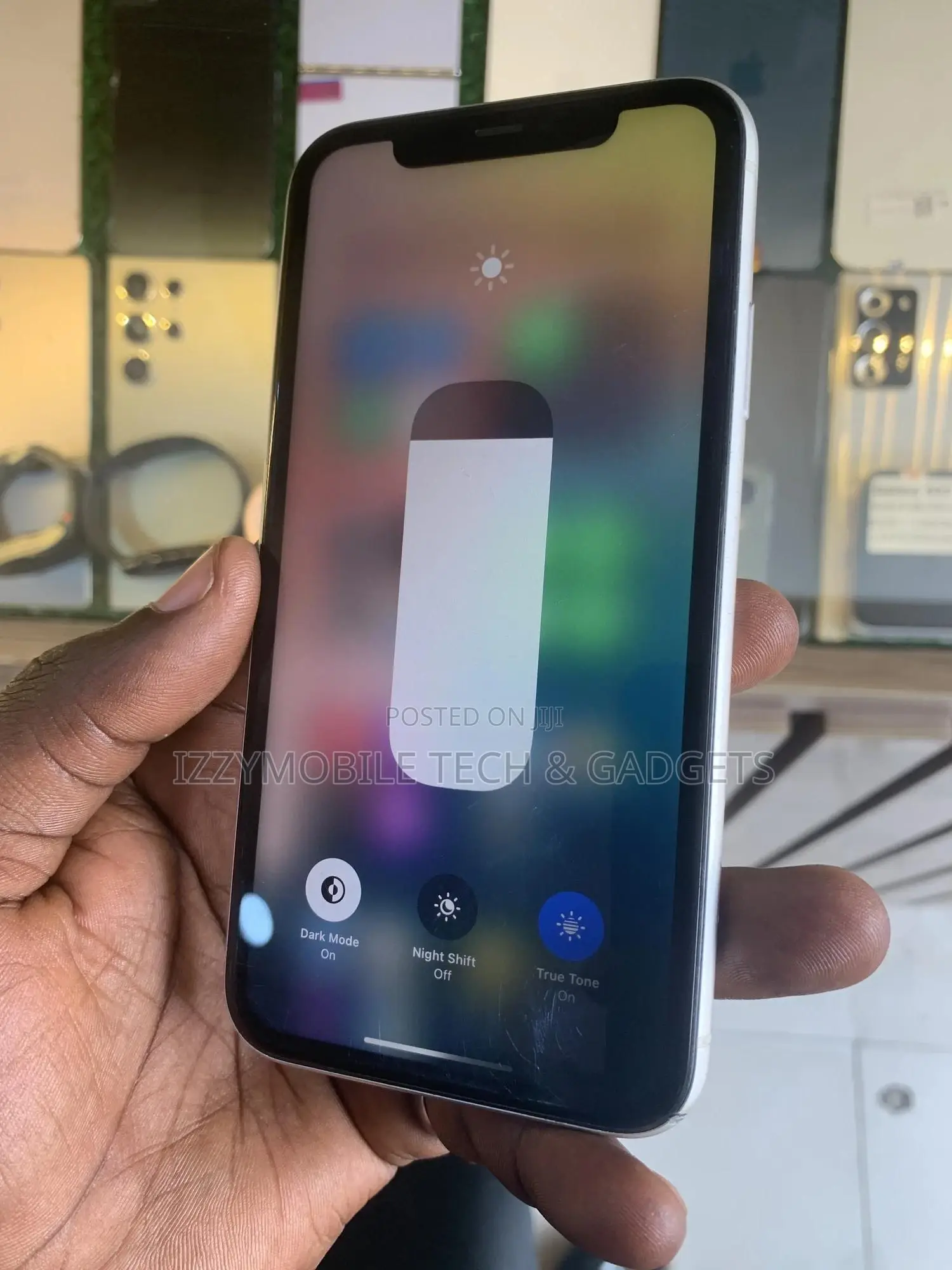 Apple iPhone 11 64 GB