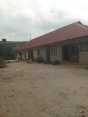 Furnished 6bdrm Block of Flats in Igbojia Malete Ibeju, Bogije for sale