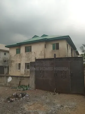 16bdrm Block of Flats in Igbojia Malete, Bogije for sale
