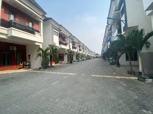 4bdrm Duplex in Ikota Villa Estate for sale