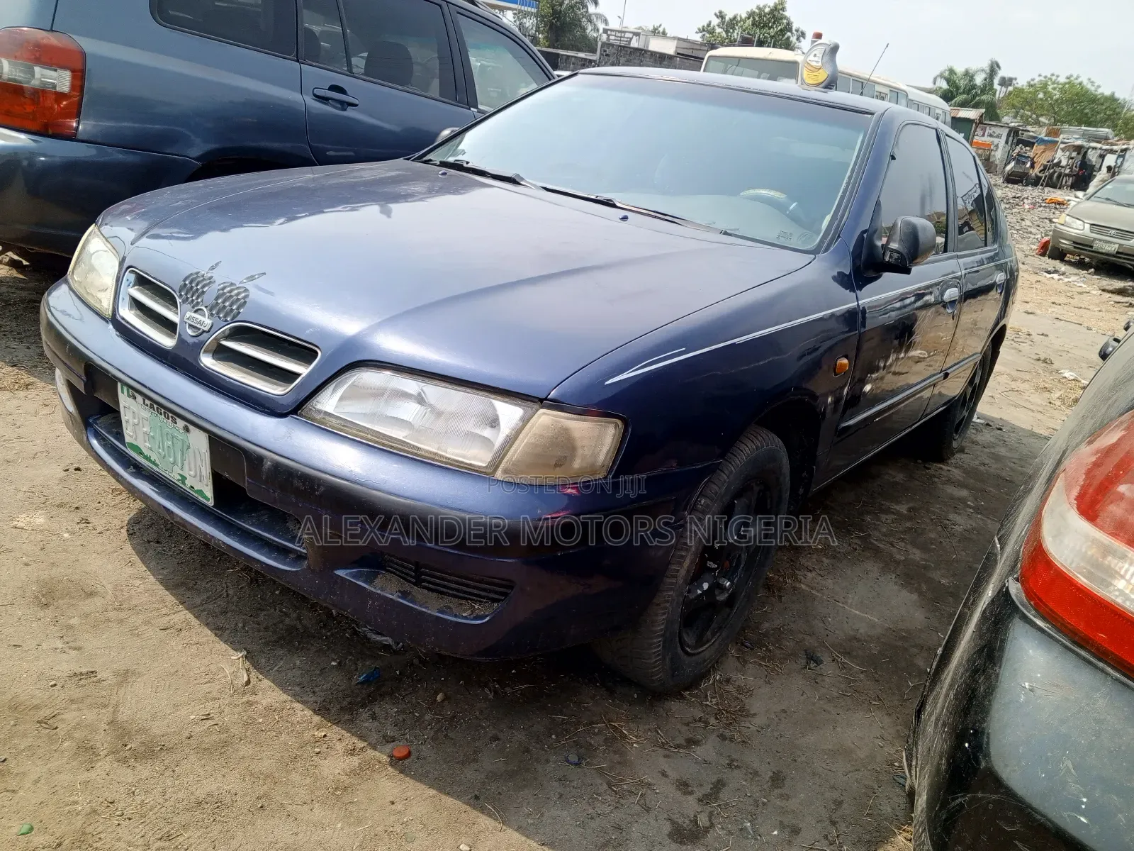 Nissan Primera 1999 Blue