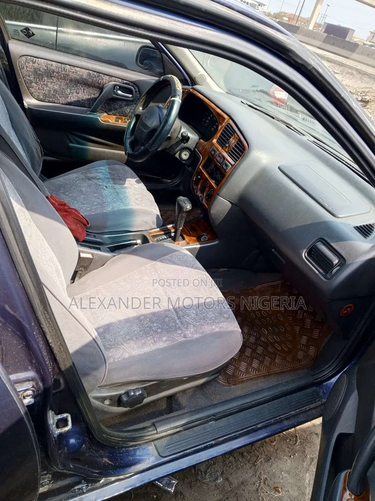 Nissan Primera 1999 Blue