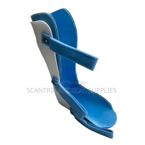 Adjustable Ankle Fracture Splint for Patient Support
