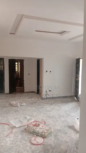 Wall Screeding and Pop Ceiling
