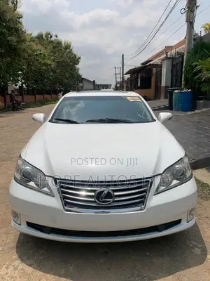 Lexus ES 350 2012 White