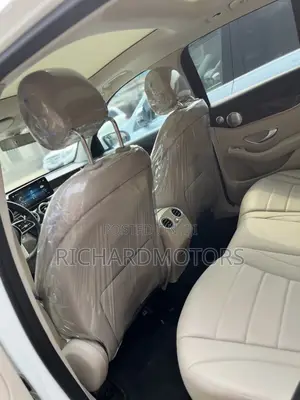 Mercedes-Benz GLC-Class 2021 White