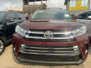 Toyota Highlander Limited V6 4x2 (3.5L 6cyl 6A) 2016 Red