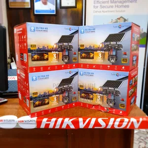 Set of 4 Triple Lens Solar PTZ Camera